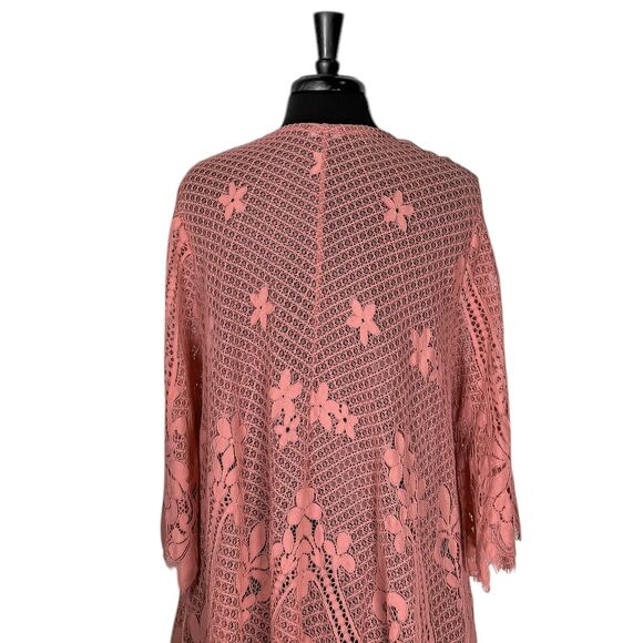 Torrid Cardigan Pink Lace Floral Crochet Open Front Kimono Boho Cover Up 1/2 - Picture 7 of 9